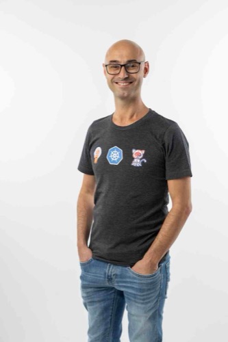 /speakers/alex-soto/